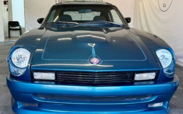 Datsun-280z-1976-custom-10