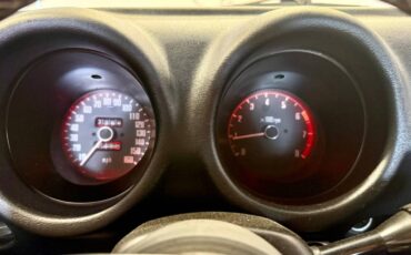 Datsun-280zx-1976-custom-21