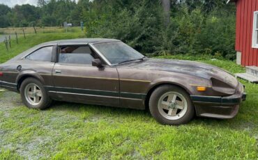 Datsun-280zx-1982-12