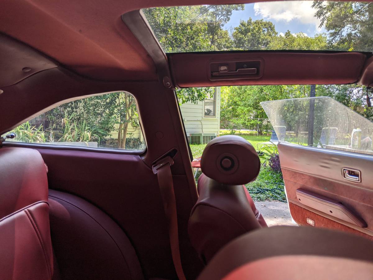 Datsun-280zx-1983-white-12