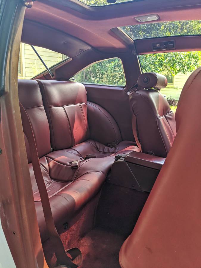 Datsun-280zx-1983-white-8