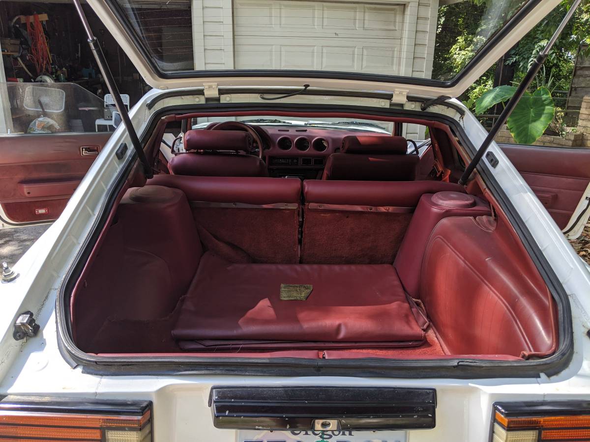 Datsun-280zx-1983-white-9