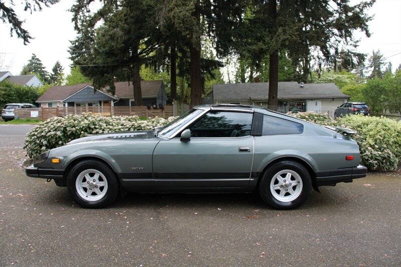 Datsun-280zx-gl-1982-silver-11