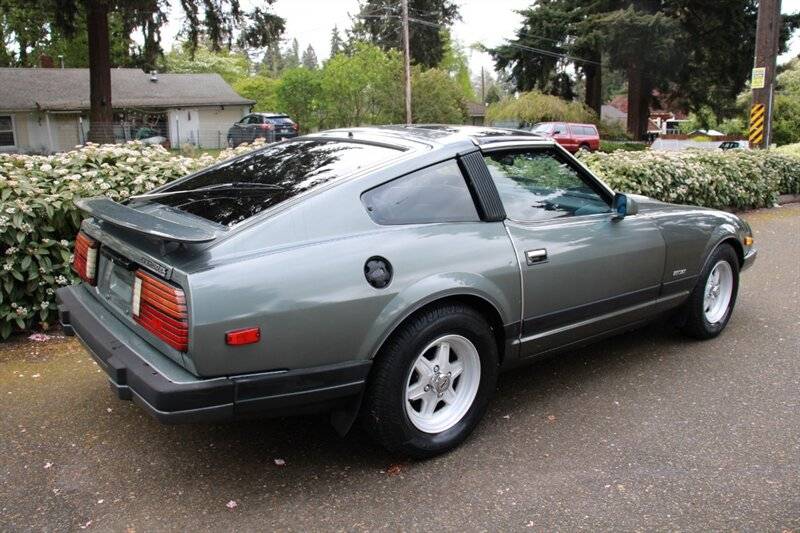 Datsun-280zx-gl-1982-silver-6