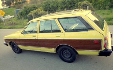 Datsun-510-wagon-1978-yellow-12