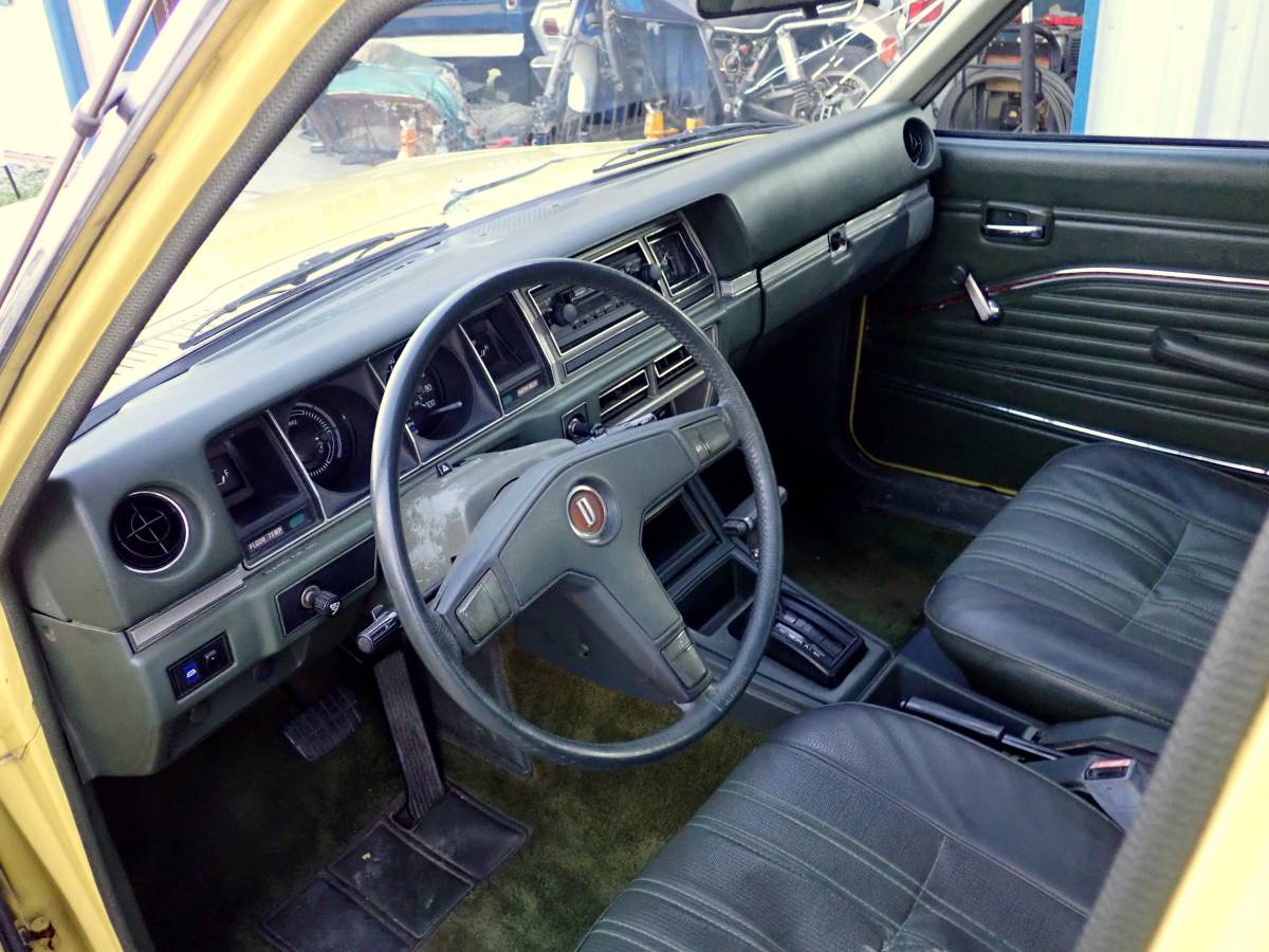 Datsun-510-wagon-1978-yellow-18