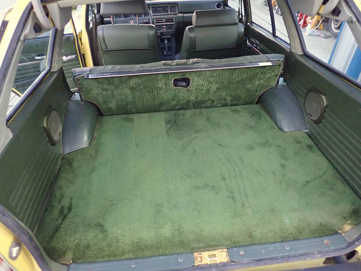 Datsun-510-wagon-1978-yellow-3