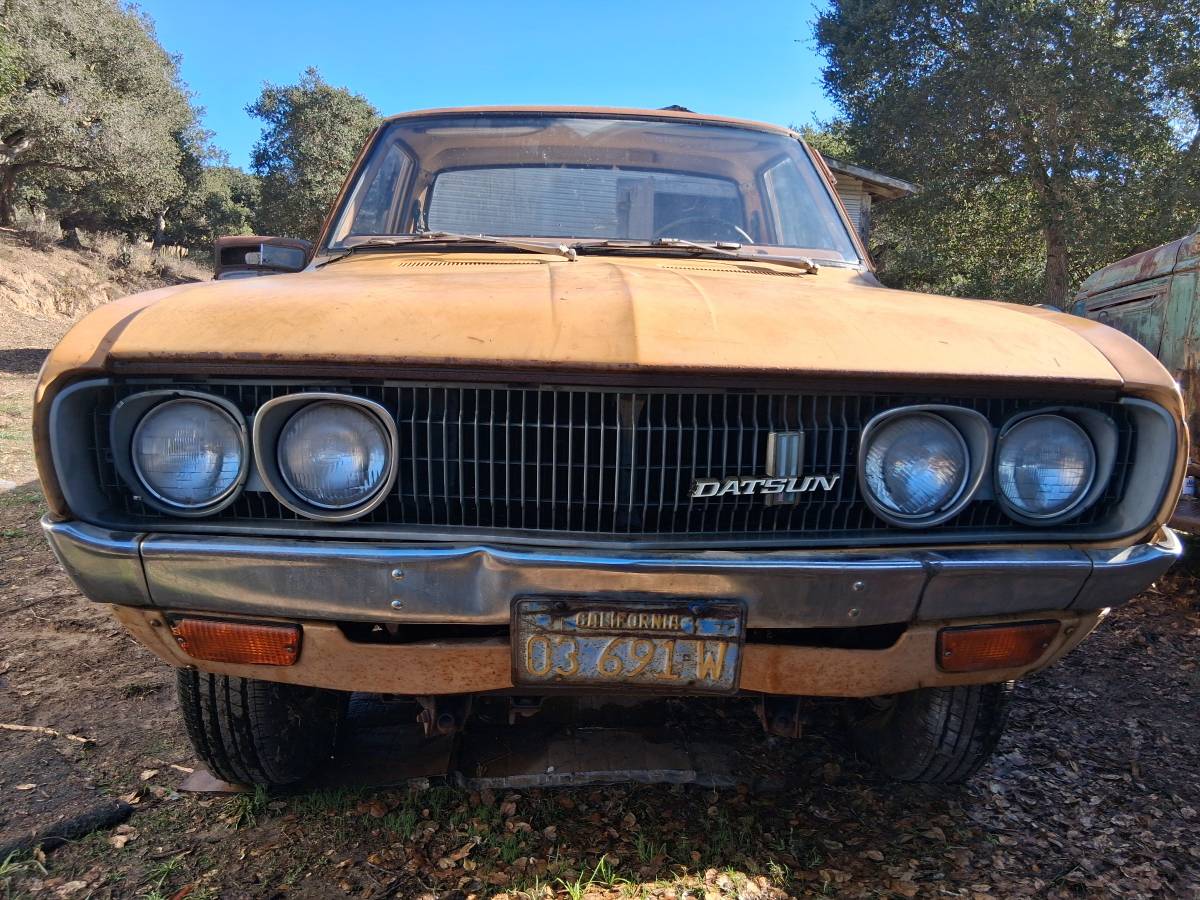 Datsun-620-1974-1