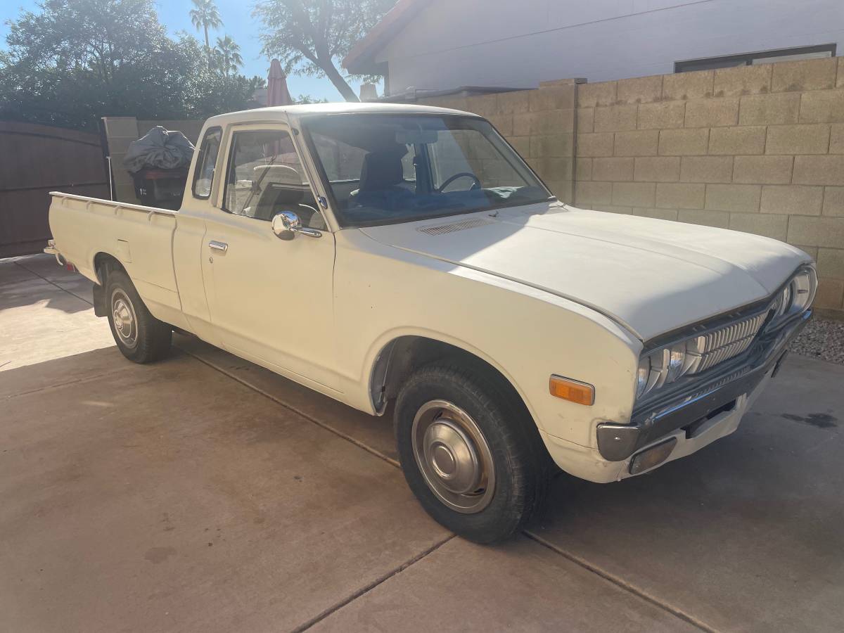 Datsun-620-1978-white-2