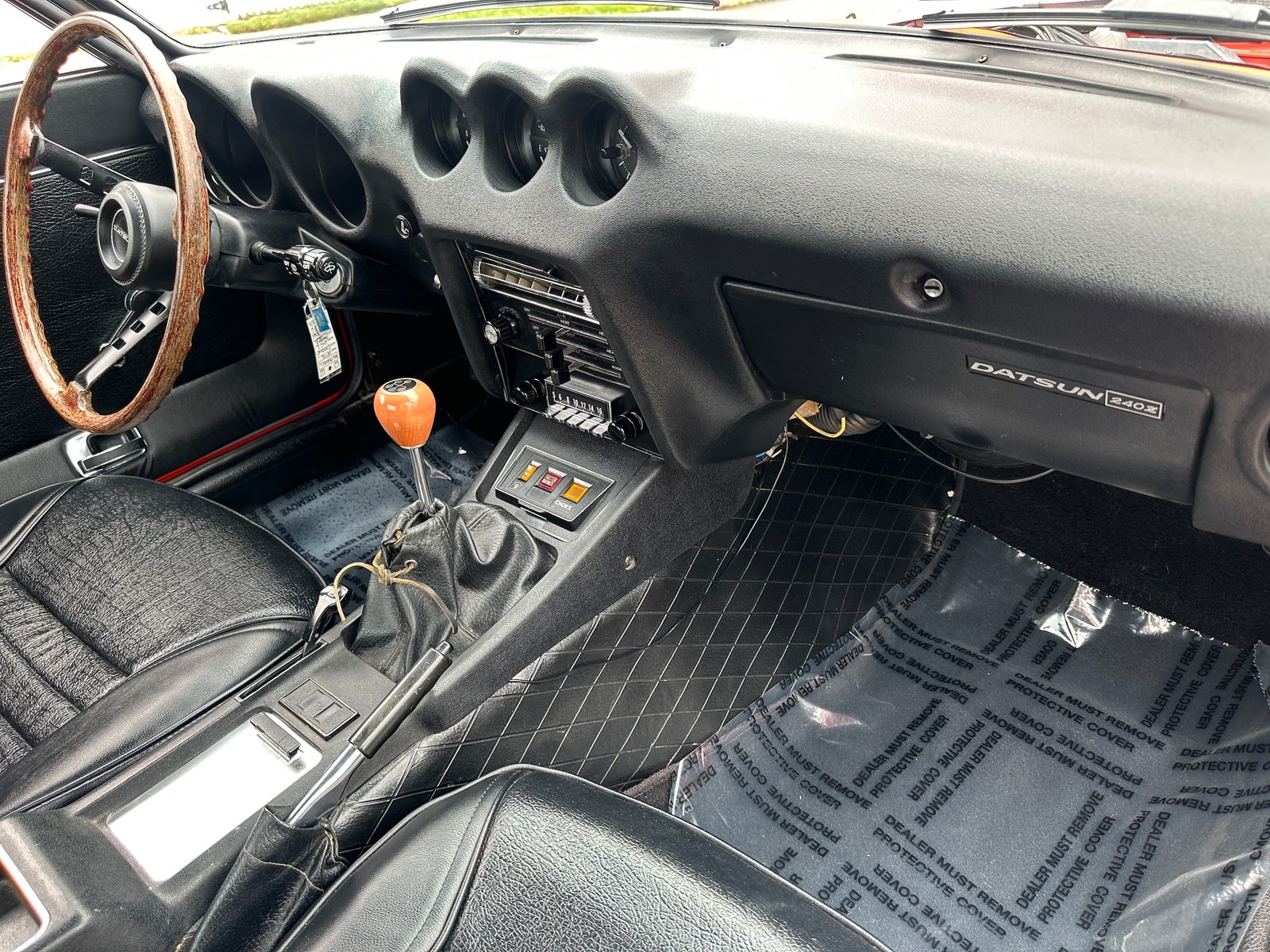 Datsun-Z-Series-1972-COUPE-21