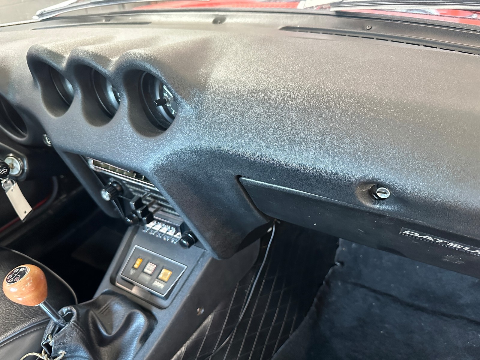 Datsun-Z-Series-1972-COUPE-28