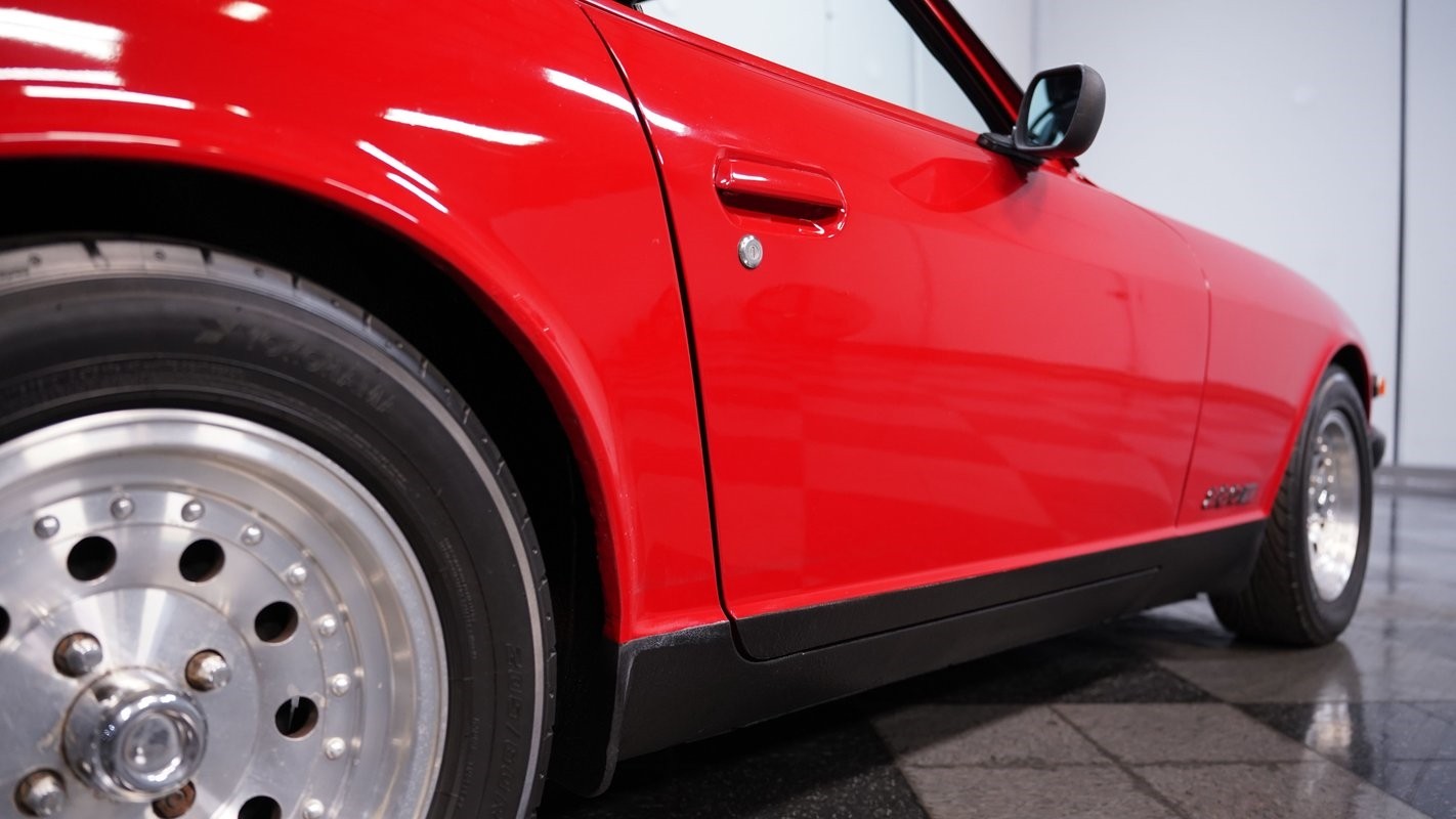 Datsun-Z-Series-1975-Coupe-25