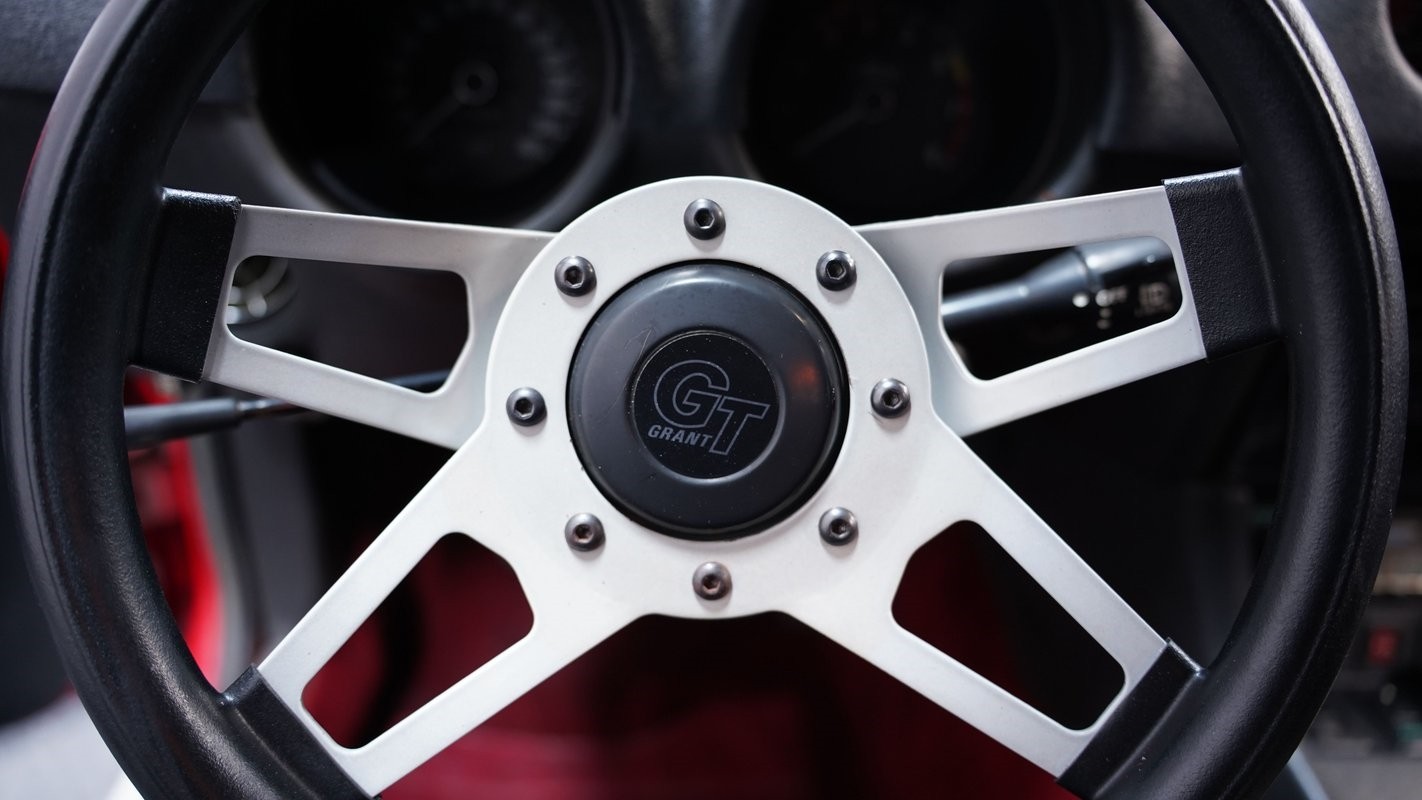 Datsun-Z-Series-1975-Coupe-34