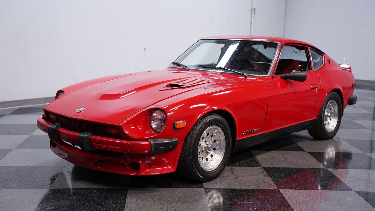 Datsun-Z-Series-1975-Coupe-5
