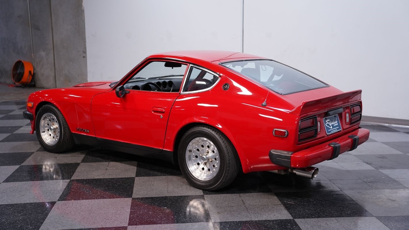 Datsun-Z-Series-1975-Coupe-7