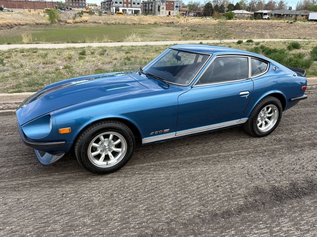 Datsun-Z-Series-1977-13