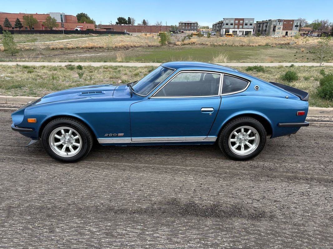 Datsun-Z-Series-1977-14