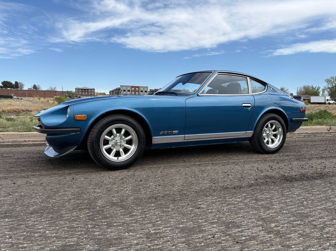 Datsun-Z-Series-1977-21