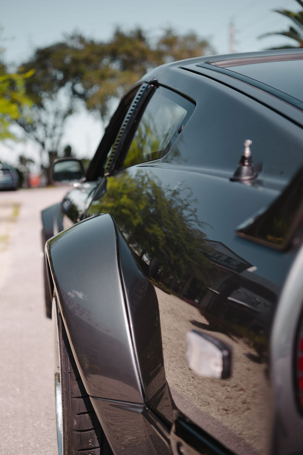 Datsun-Z-Series-1983-Fastback-11