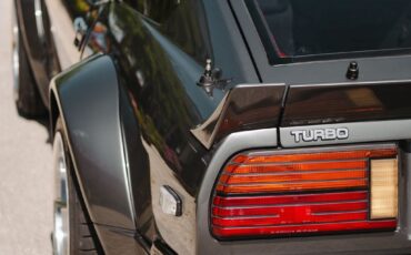 Datsun-Z-Series-1983-Fastback-8