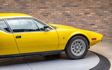 De-Tomaso-Pantera-1971-Coupe-13