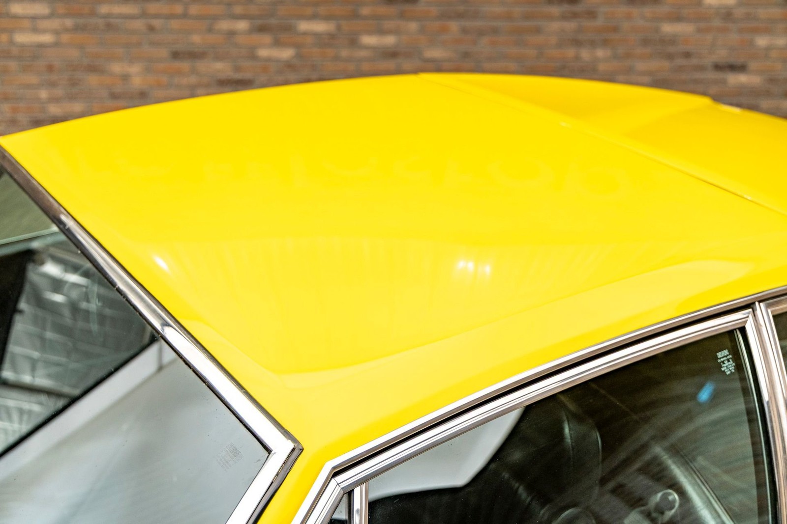 De-Tomaso-Pantera-1971-Coupe-14