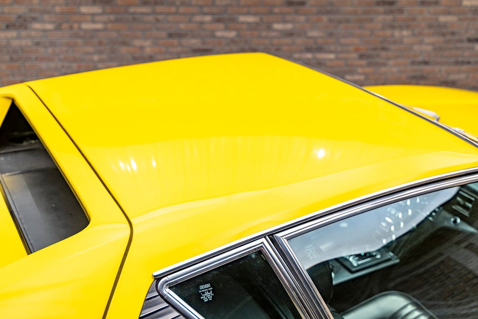 De-Tomaso-Pantera-1971-Coupe-16