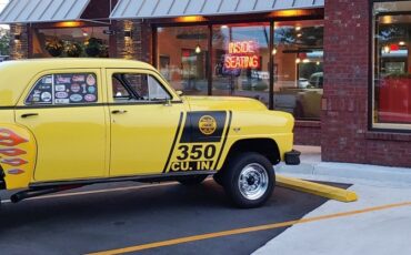 DeSoto-Custom-1951-Sedan-17