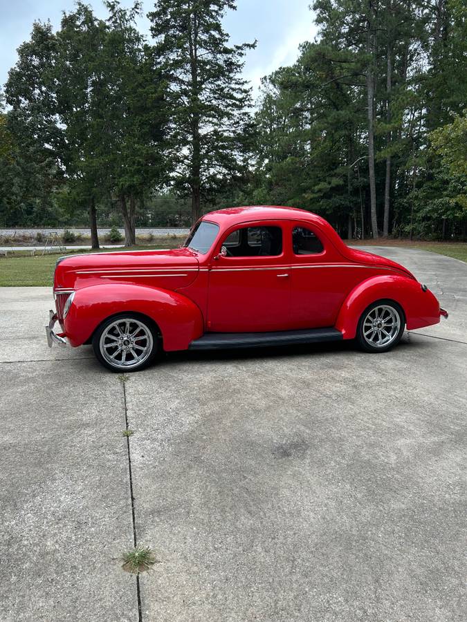 Deluxe-coupe-1939-red-1