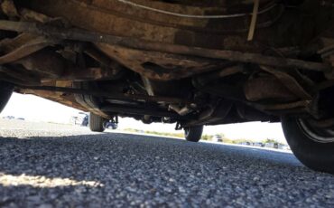 Desoto-s11-1946-yellow-1