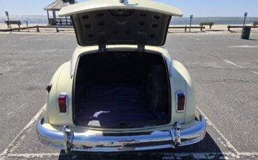 Desoto-s11-1946-yellow-16