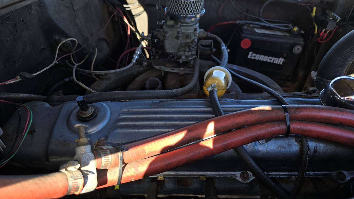 Desoto-s11-1946-yellow-2