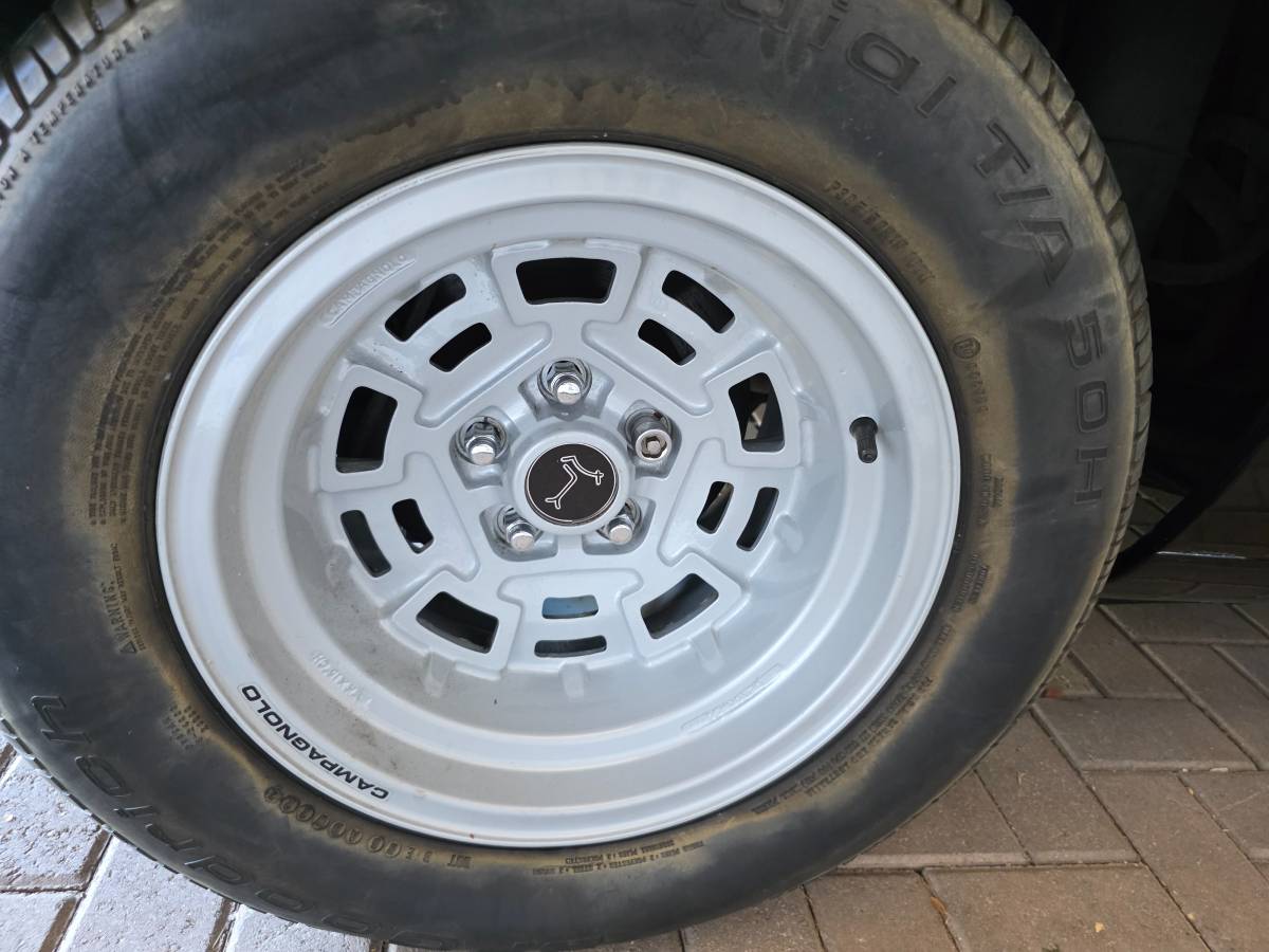 Detomaso-pantera-1973-black-11