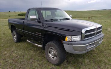 Dodge-12-valve-cummins-ram-2500-diesel-1995-blue-11