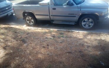 Dodge-1988-silver-11