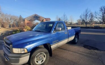 Dodge-1994-blue