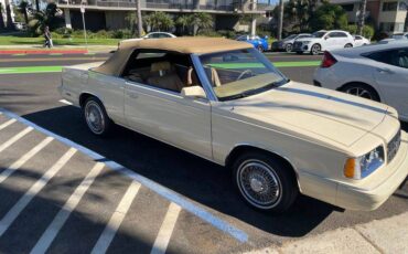 Dodge-600-convertible-1986