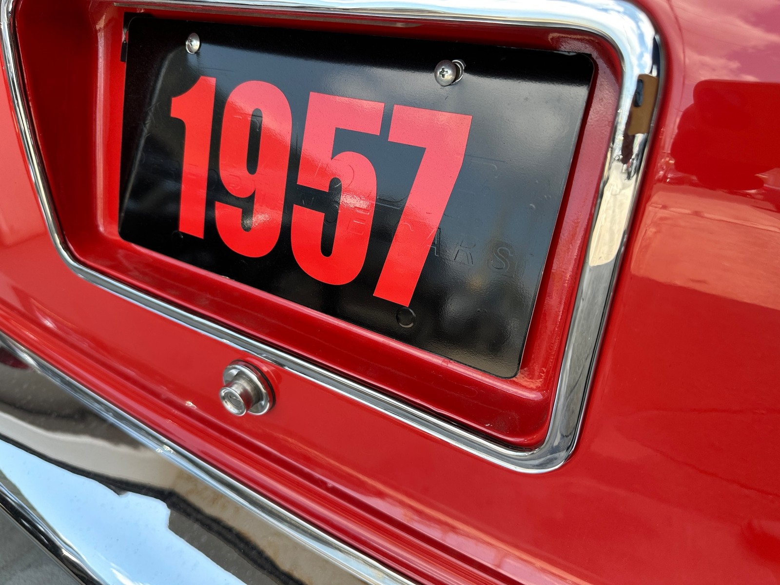 Dodge-CUSTOM-ROYAL-1957-COUPE-17