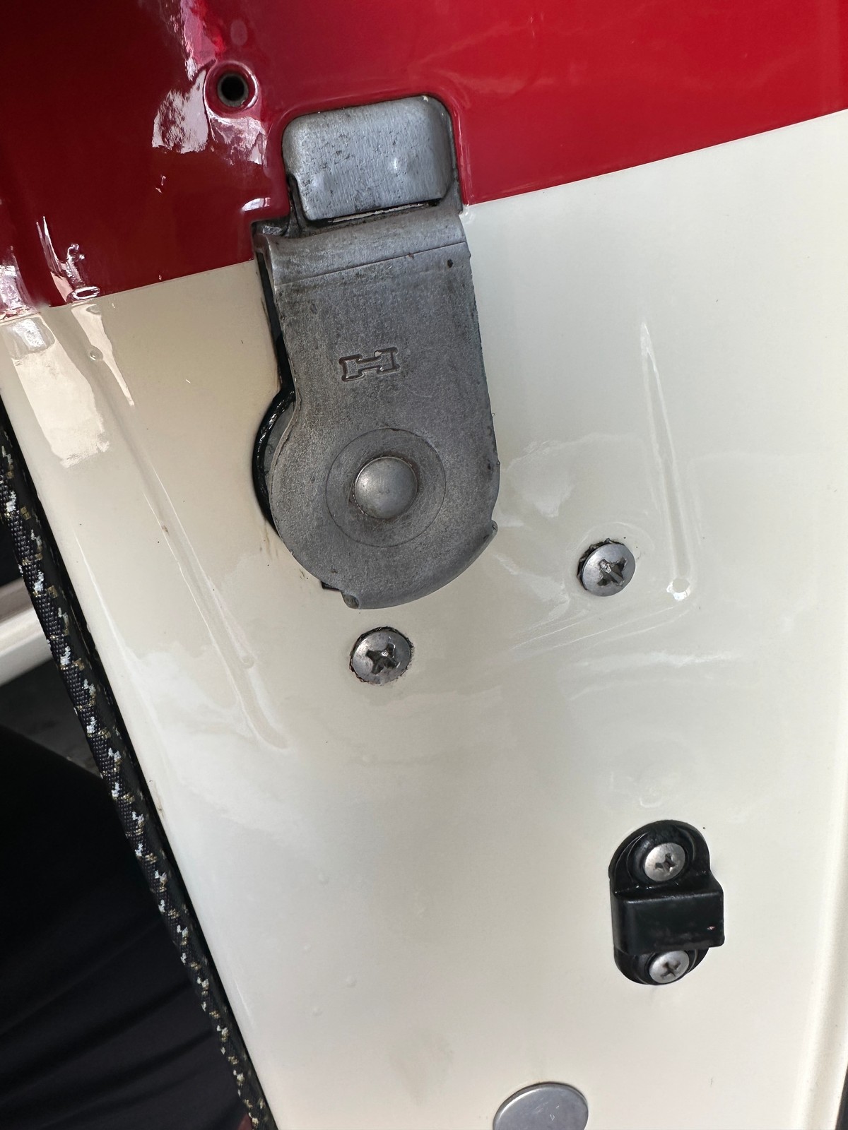 Dodge-CUSTOM-ROYAL-1957-COUPE-24