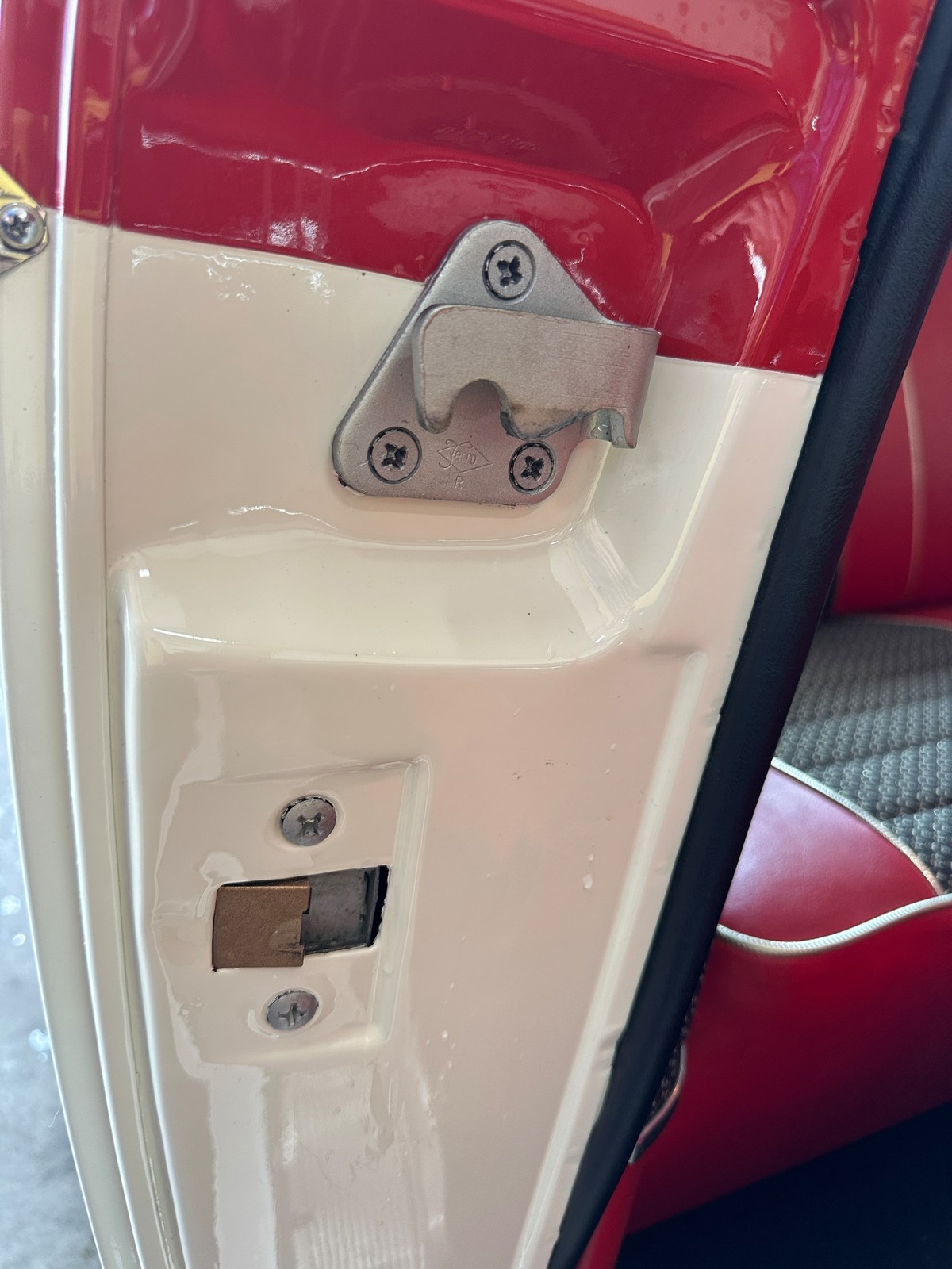 Dodge-CUSTOM-ROYAL-1957-COUPE-25