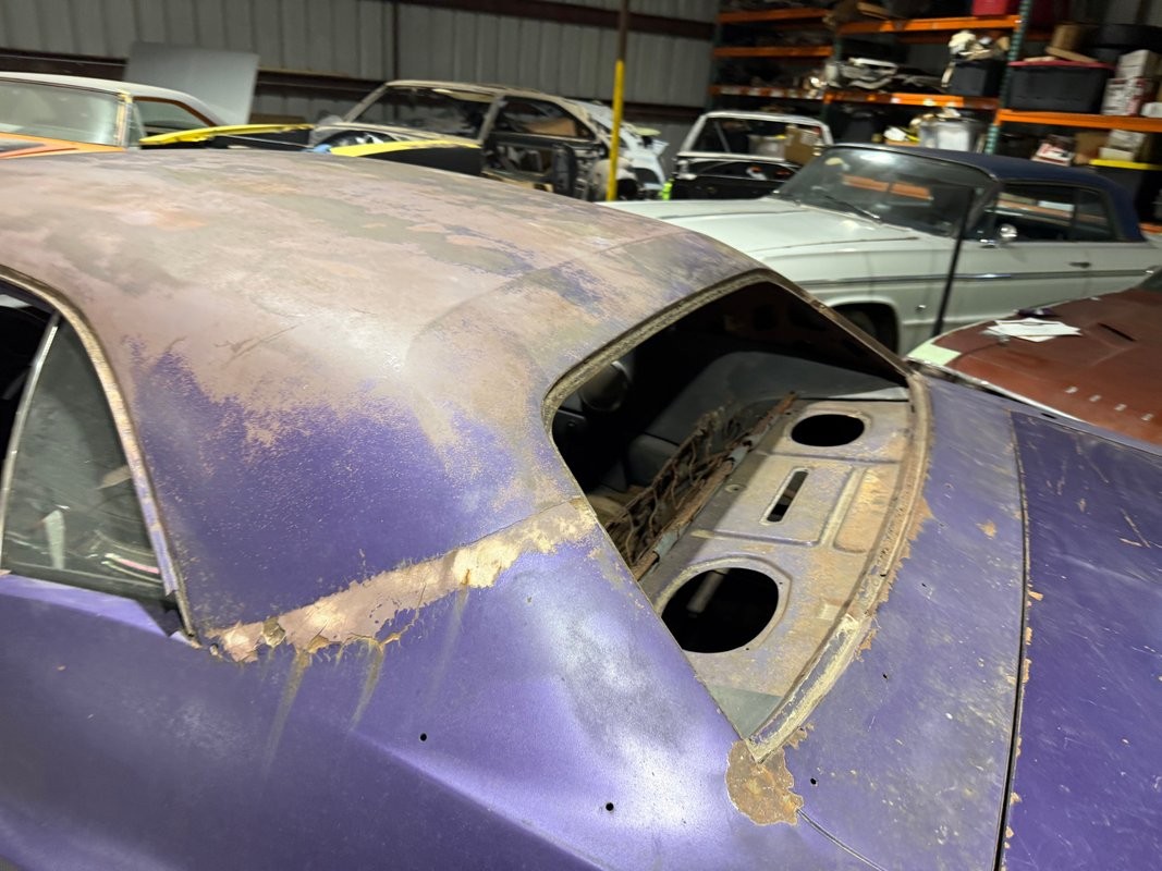 Dodge-Challenger-1970-38