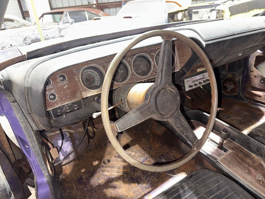 Dodge-Challenger-1970-8