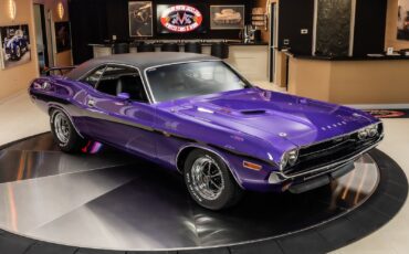 Dodge-Challenger-1970-Coupe-10