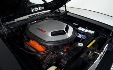 Dodge-Challenger-1970-Coupe-2