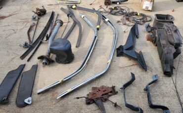 Dodge-Challenger-1970-Coupe-21