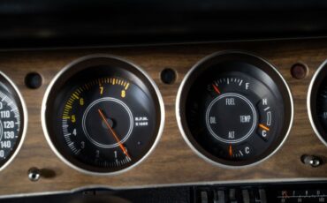 Dodge-Challenger-1970-Coupe-28