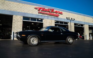 Dodge-Challenger-1970-Coupe