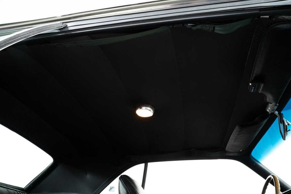 Dodge-Challenger-1970-Coupe-39