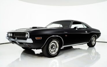 Dodge-Challenger-1970-Coupe-4