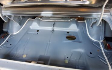 Dodge-Challenger-1970-Coupe-5